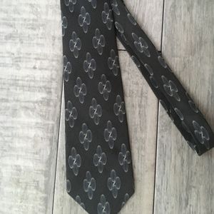 Matrix by Format Green and Grey Silk Tie